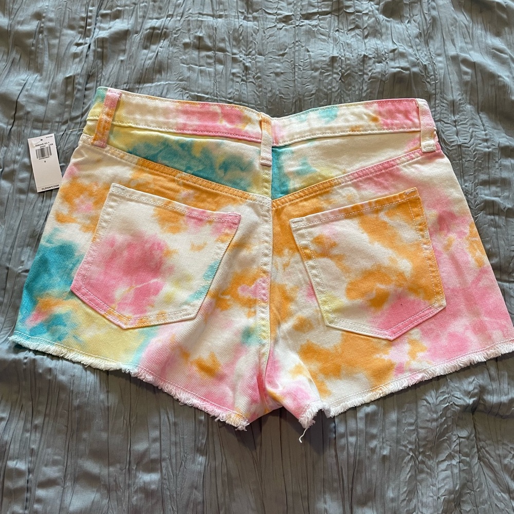 Old Navy Size 0. New with Tags. Colorful Tie-Dye Women's Shorts - Picture 2 of 2